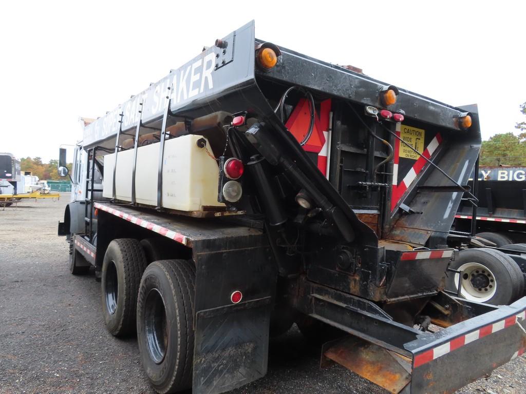 2003 Mack Salt Truck