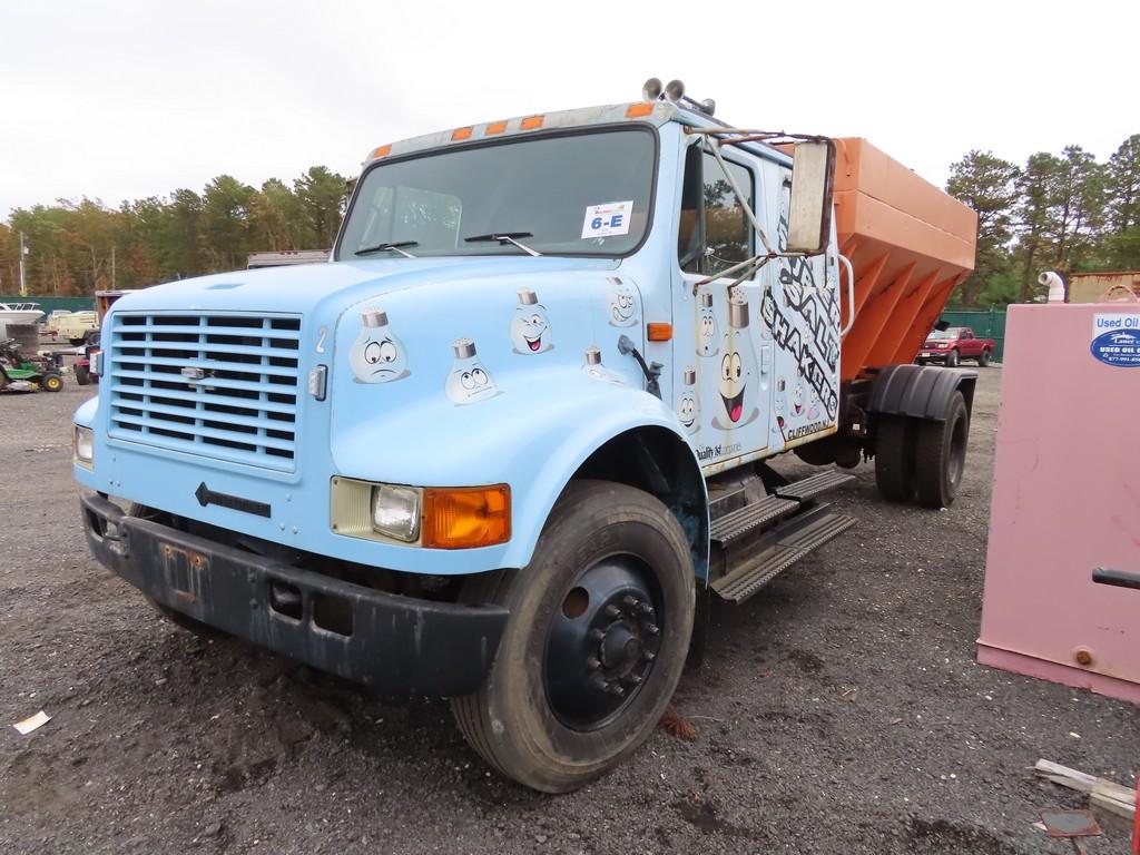 1995 Internation 4700 Salt Truck