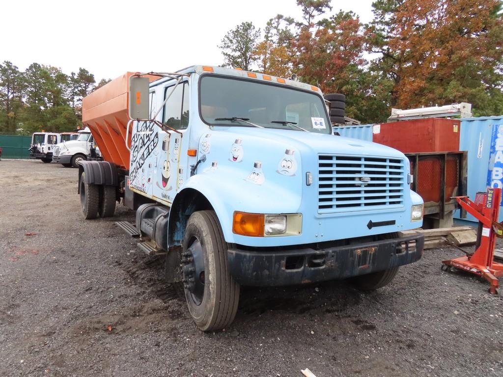 1995 Internation 4700 Salt Truck