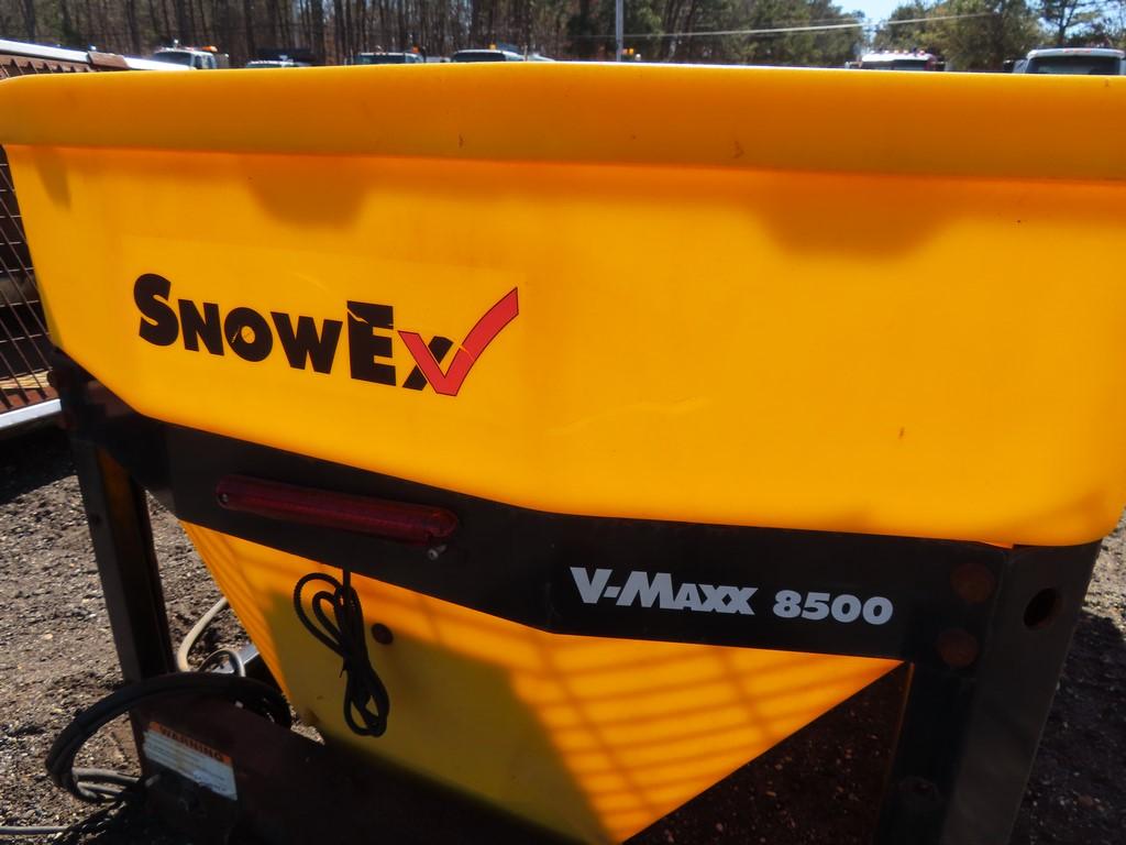 SnowEx V-Max 8500 Spreader
