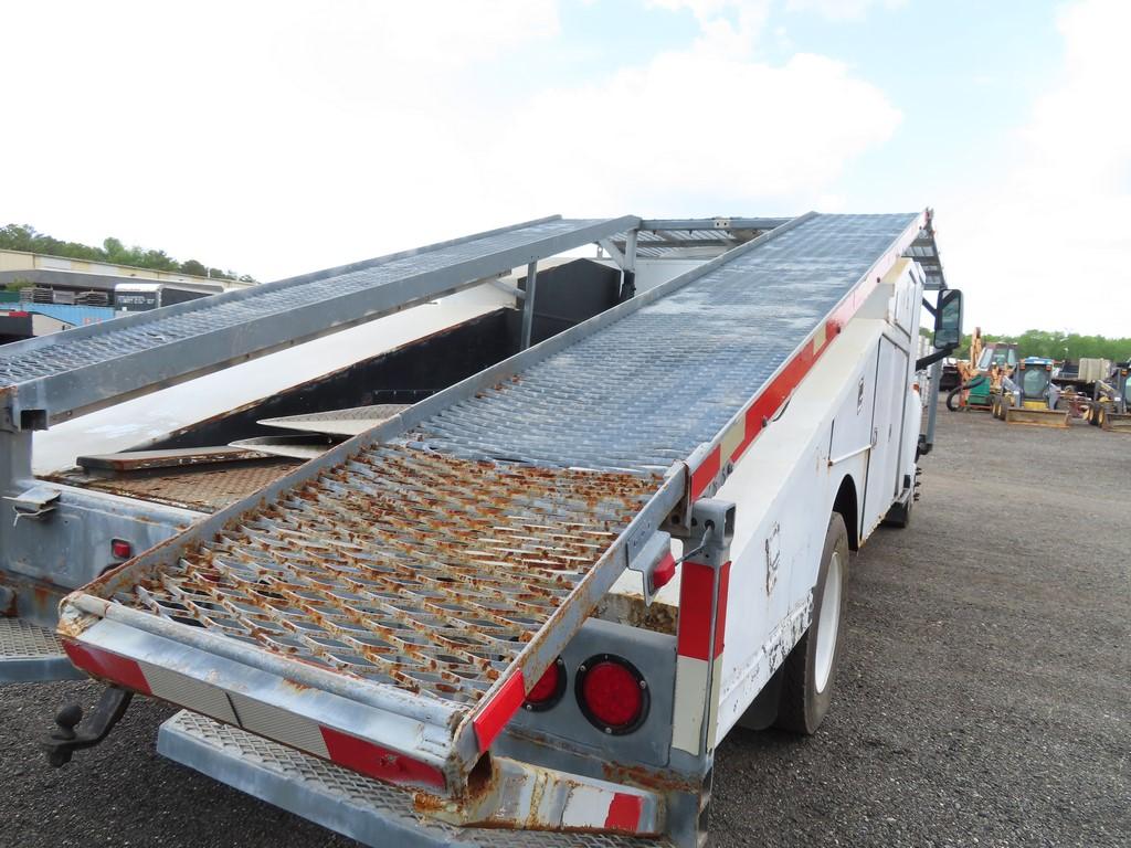 2007 GMC C5500 Ramp Truck