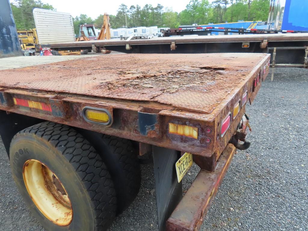 2002 GMC T7500 Flat Bed