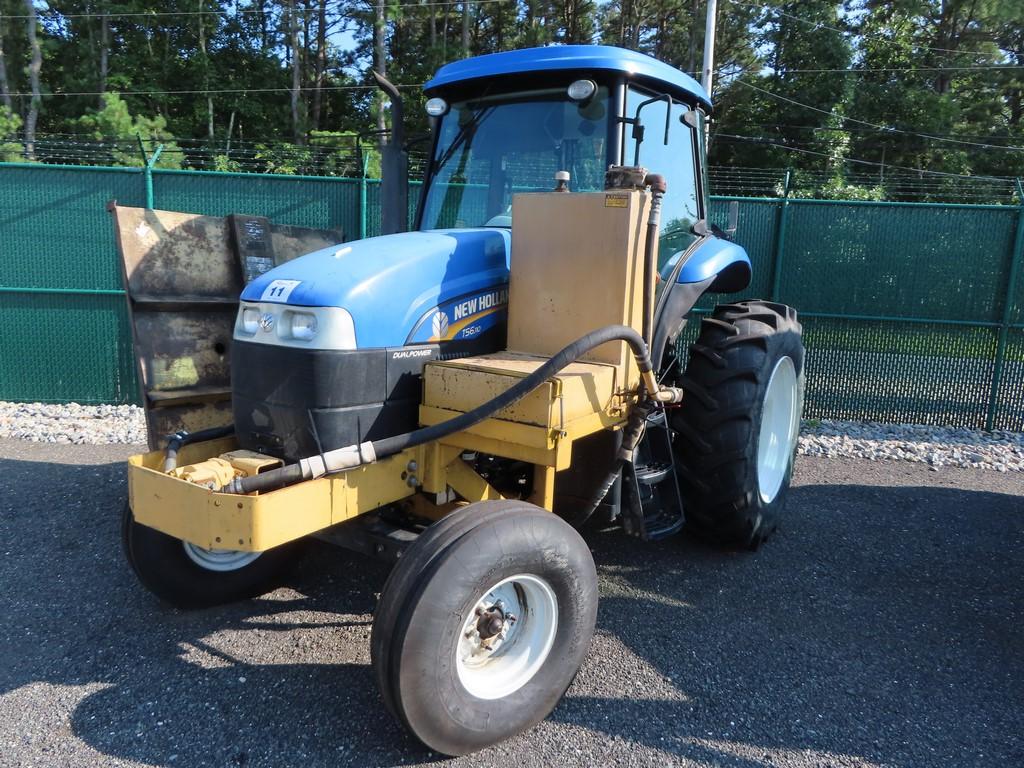 2014 New Holland TS6 110 W/ Side Mower