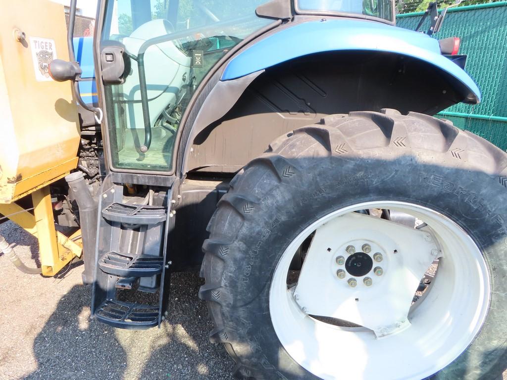 2014 New Holland TS6 110 W/ Side Mower