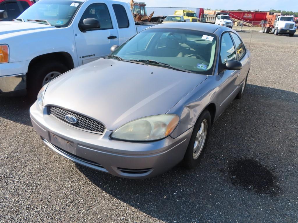 2006 Ford Taurus SE