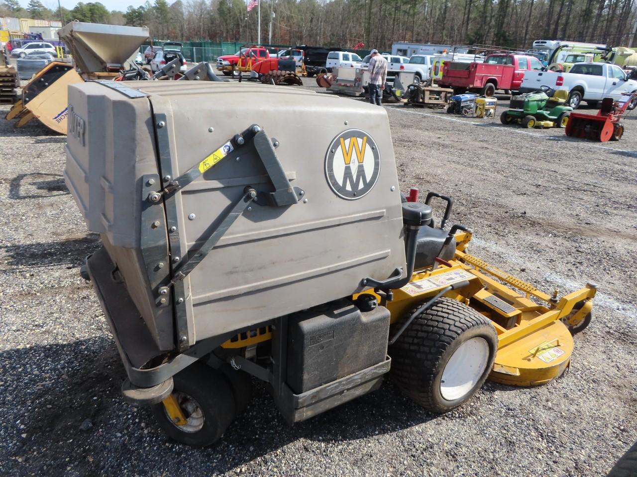 Walker T-23 Zero Turn Mower 48”