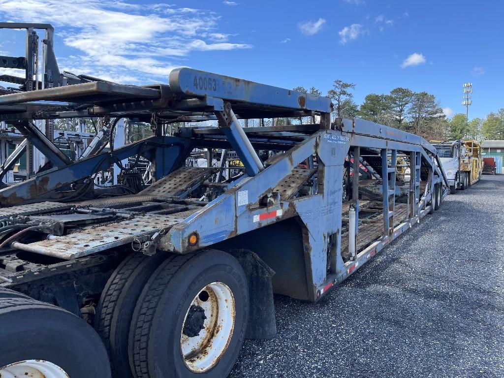 2000 Freightliner FL112 Car Hauler (9 Car)