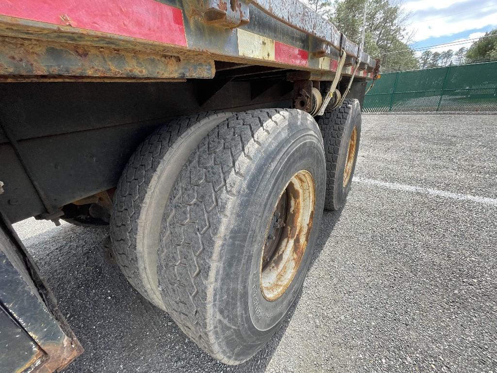 1995 International 2674 6x4 Knuckle Boom Truck