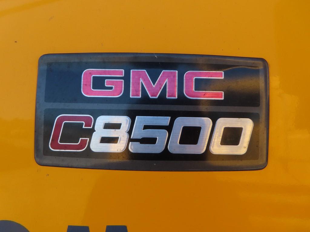 2004 GMC C8500 Crew Cab Rack Truck