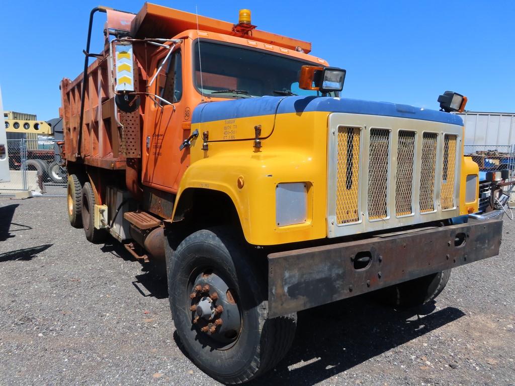 1996 International 2554 6x4 Tandem Dump