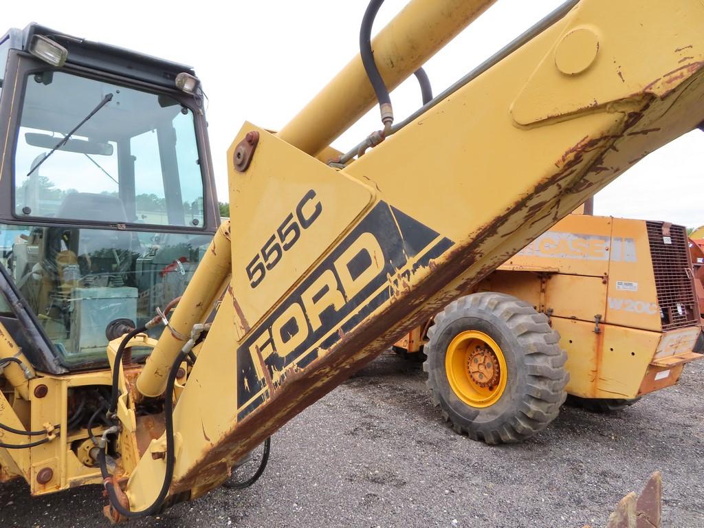 Ford 555C Backhoe (Extendahoe)