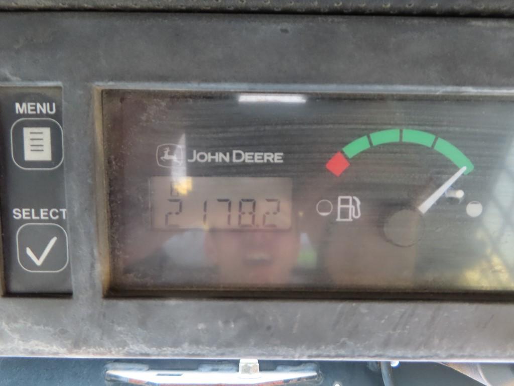 John Deere 317 Skid Steer