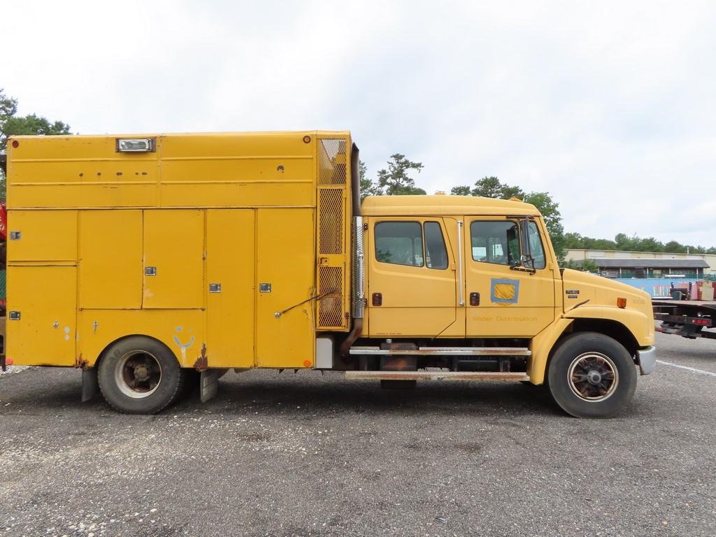 2001 Freightliner FL80 Crew Cab Service Truck