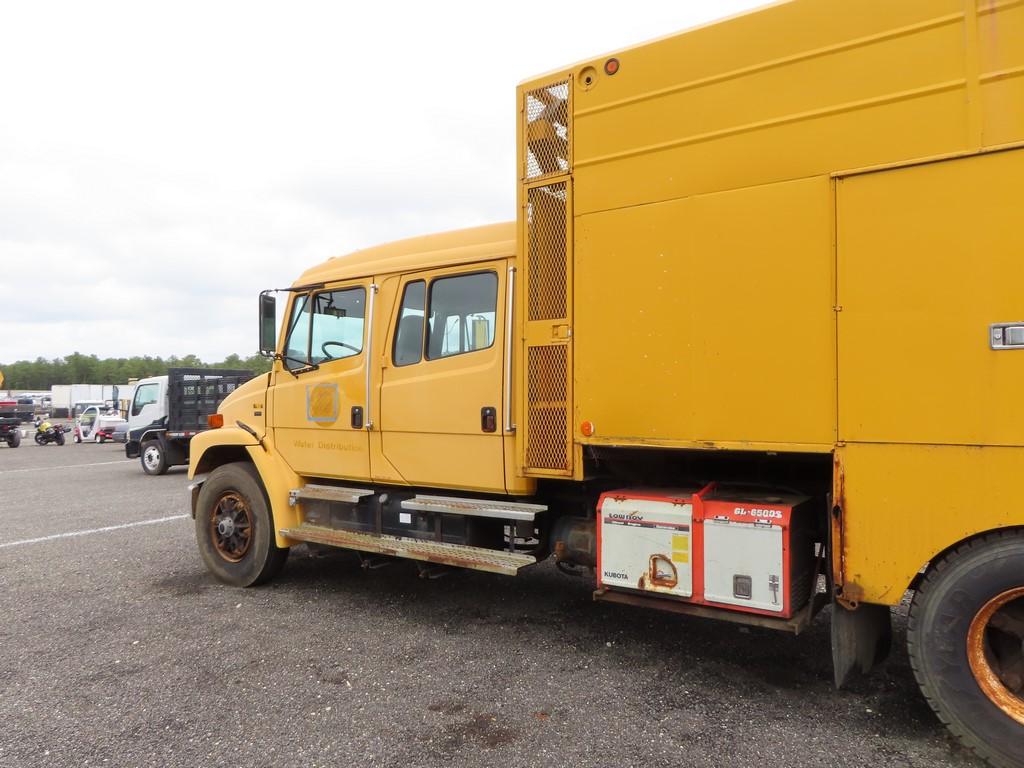 2001 Freightliner FL80 Crew Cab Service Truck