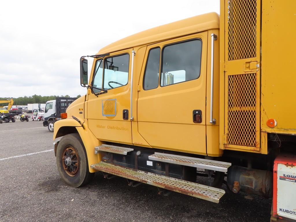 2001 Freightliner FL80 Crew Cab Service Truck