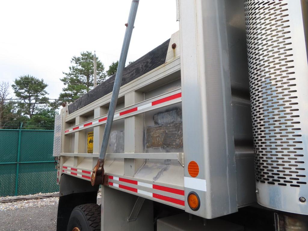 2001 Sterling Single Axle Dump