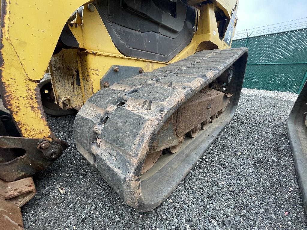 Komatsu CK35-1 Track Skid Steer EROPS