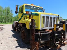 1999 International 2654 4x2 Cab and Chassis