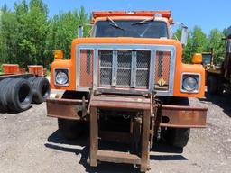 1999 International 2554 Single Axle Dump