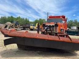 2000 International Tandem Dump w/plow