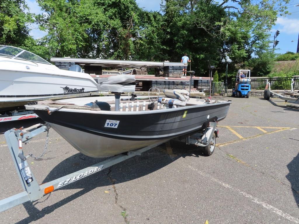 16' Aluminum Boat w/ Trailer