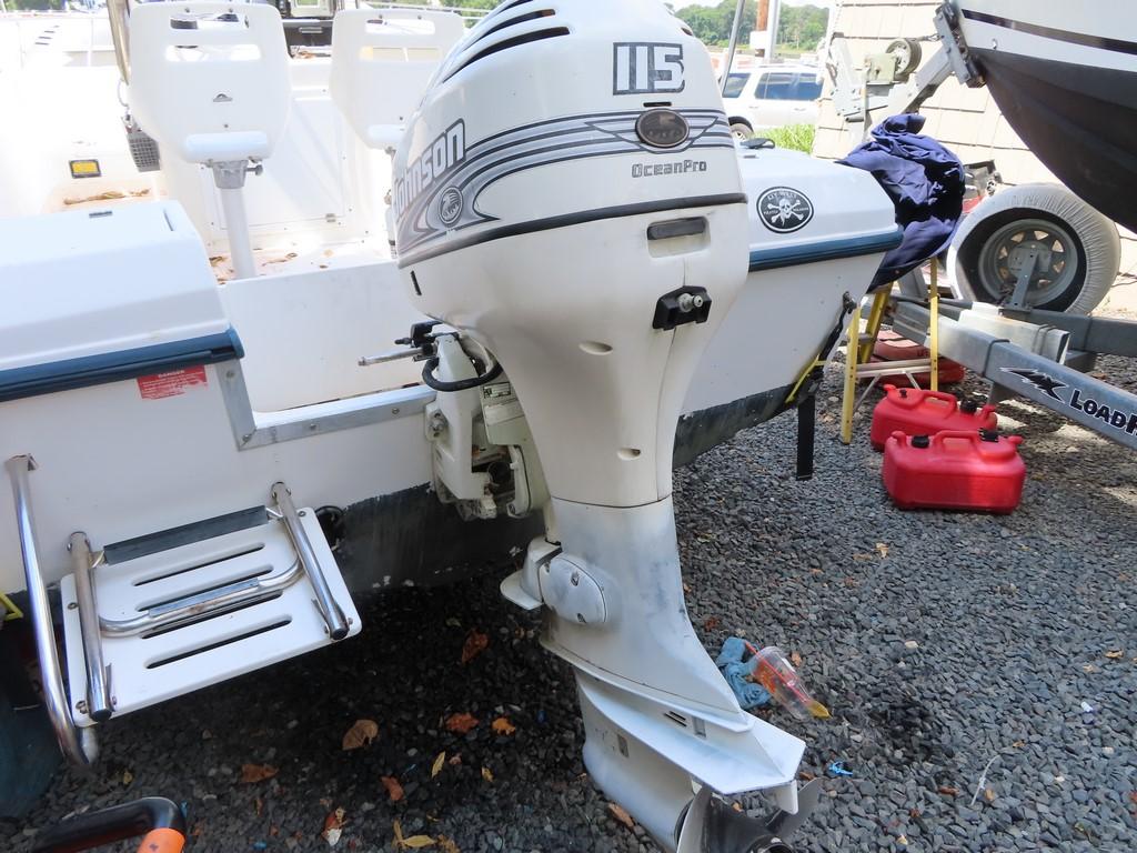 1997 18' Angler Center Console  w/ Trailer (IN WATER RUNNING)