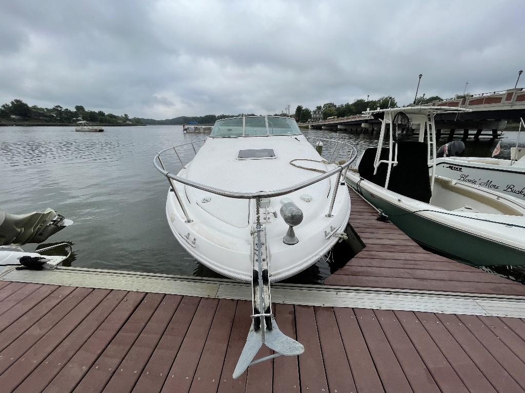 1998 27' SeaRay (IN WATER RUNNING)