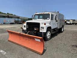 1986 International S1600 Crew Cab Service Truck w/ Plow