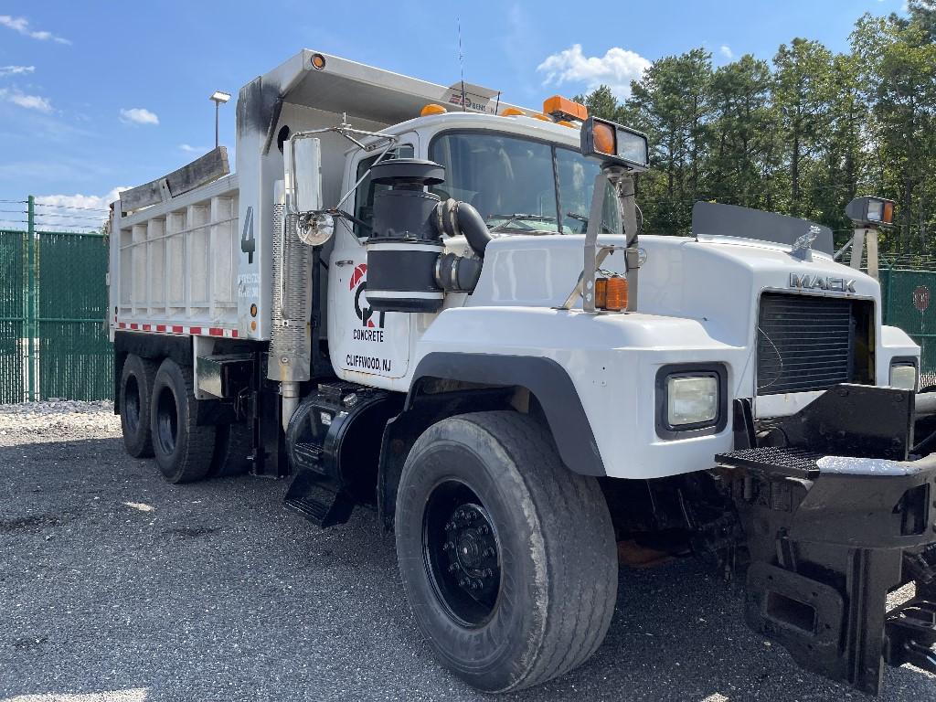 2003 Mack Tandem Axle Dump