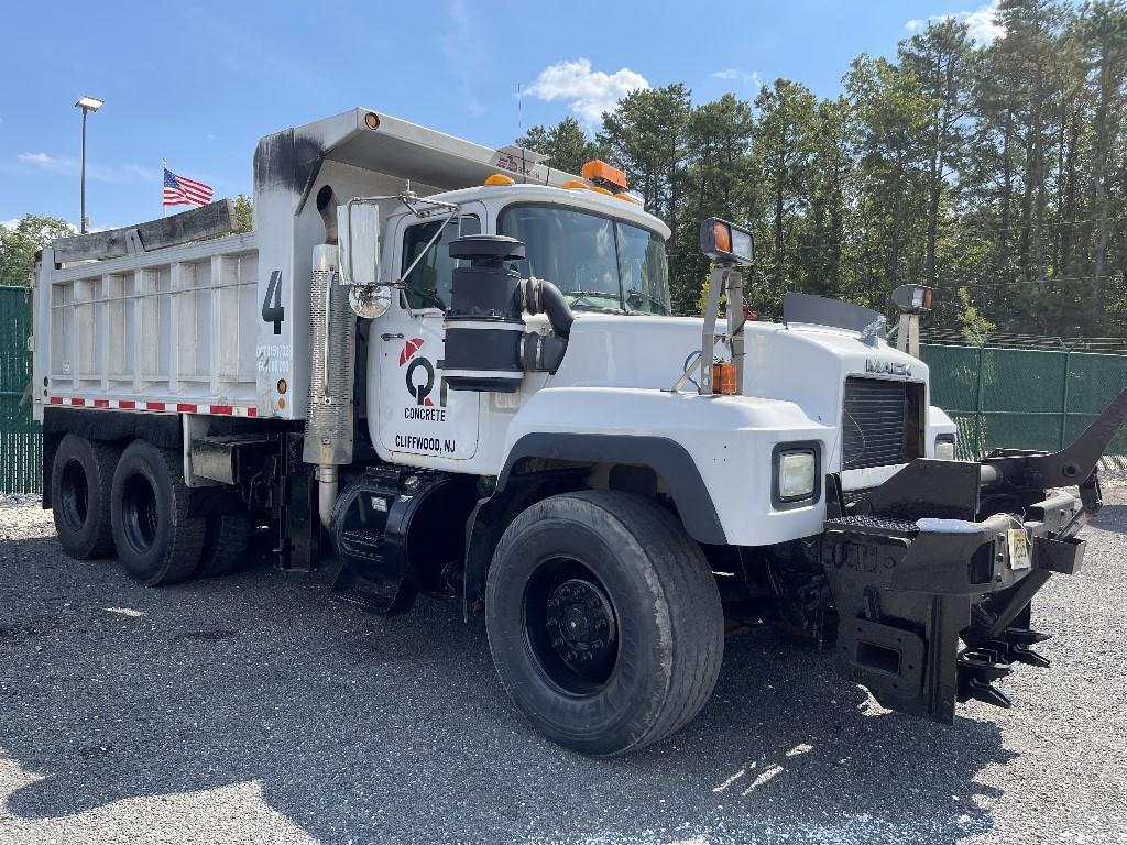 2003 Mack Tandem Axle Dump