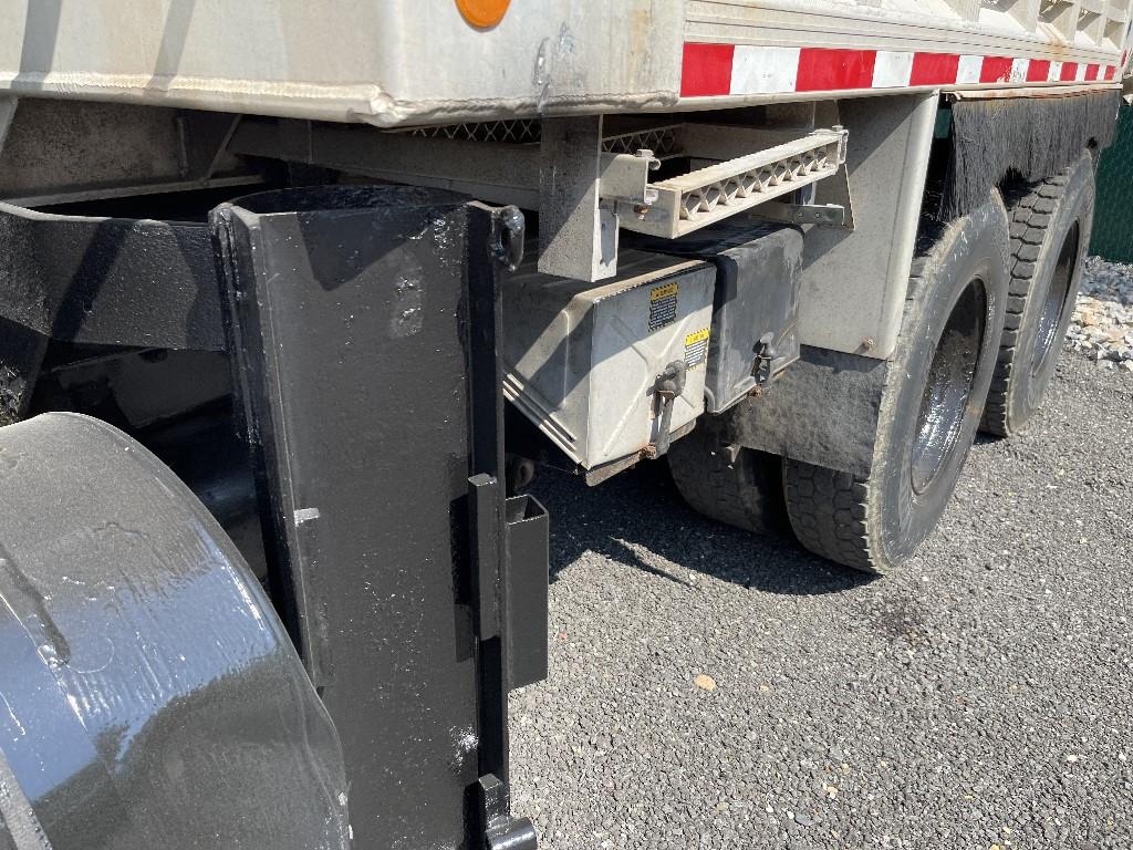 2003 Mack Tandem Axle Dump