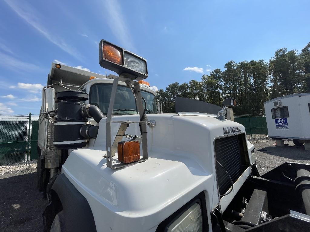 2003 Mack Tandem Axle Dump