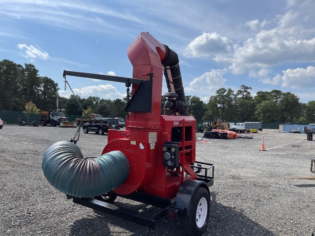 Giant Vac Tow Behind Leaf Vacuum