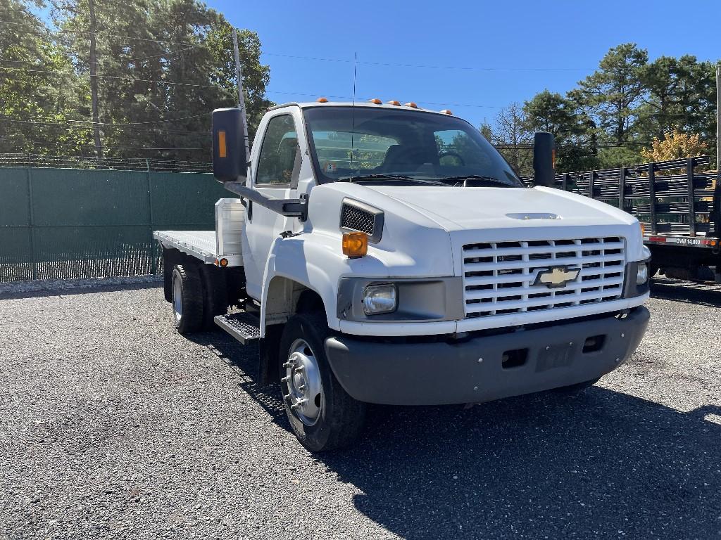 2004 GMC Kodiak Flatbed