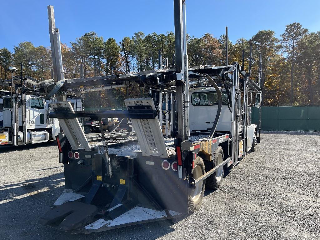 2012 Peterbilt 388 Tractor w/ 4 Car Cage