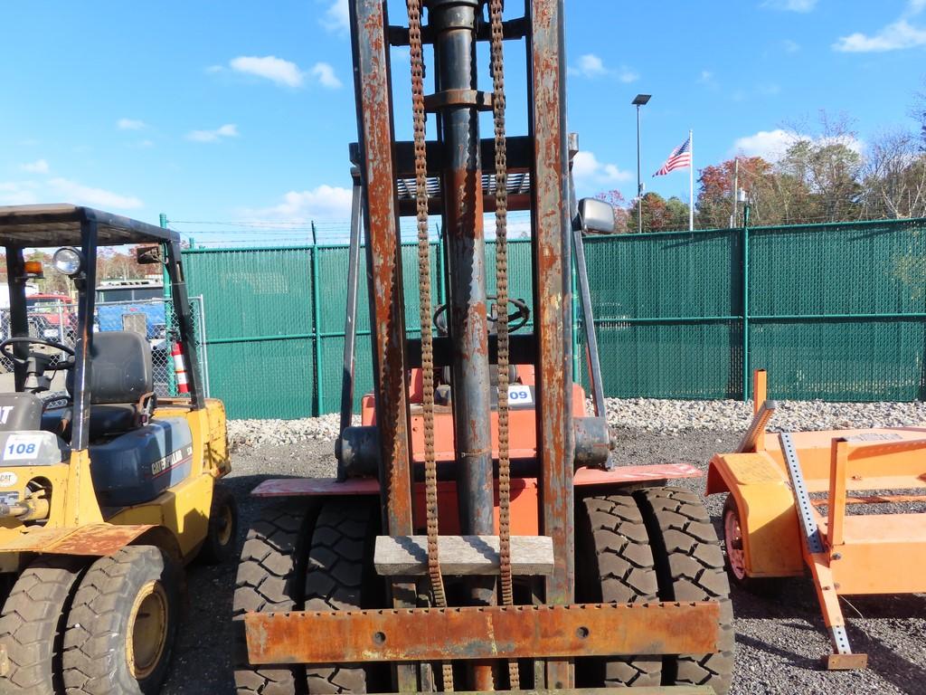 Clark CFY 80 Forklift INOPERABLERE