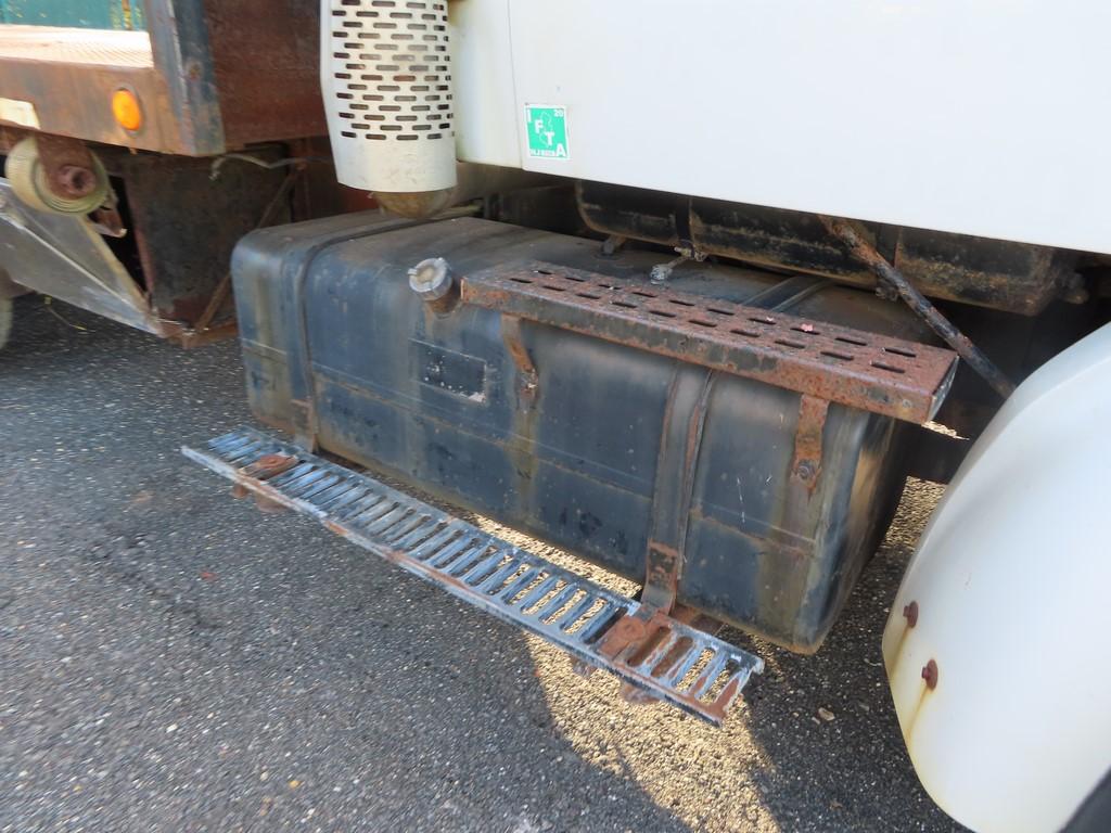 1998 Ford Tri Axle Flat Bed