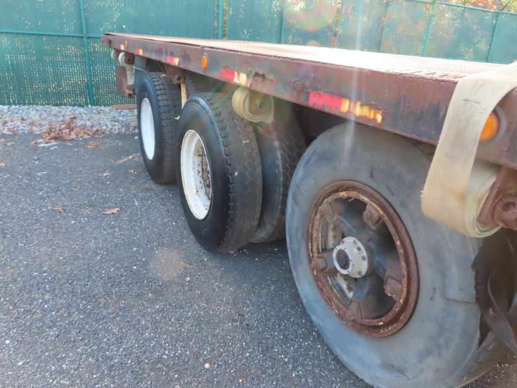 1998 Ford Tri Axle Flat Bed