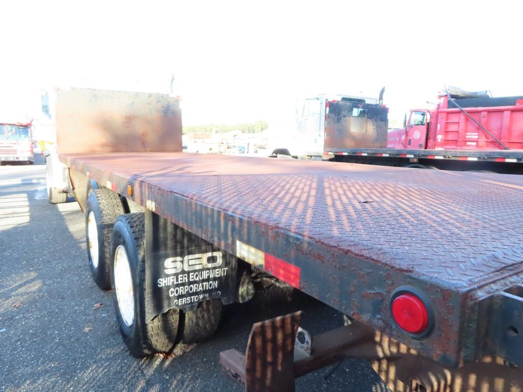 1998 Ford Tri Axle Flat Bed