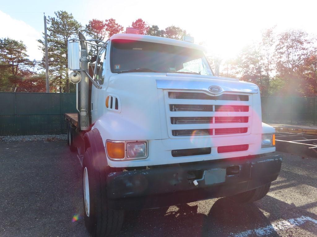 1998 Ford Tri Axle Flat Bed