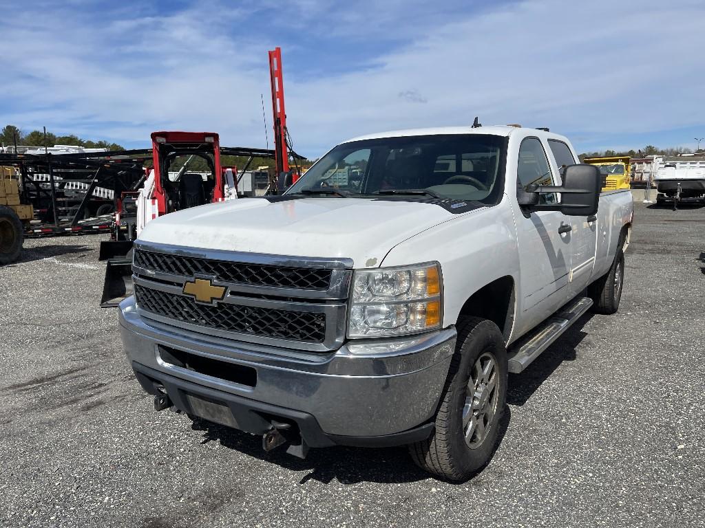 2013 Chevy 3500 LT CCLB 4x4 6.6L Duramax Diesel