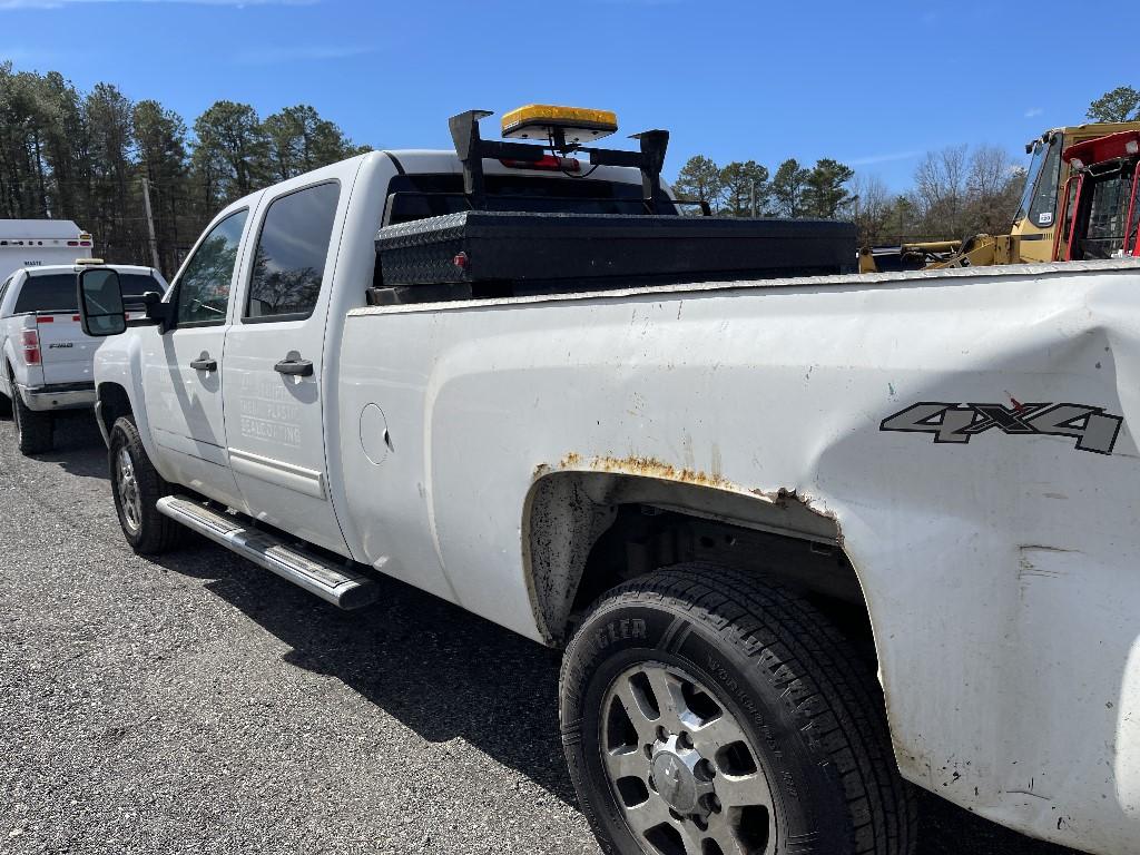 2013 Chevy 3500 LT CCLB 4x4 6.6L Duramax Diesel