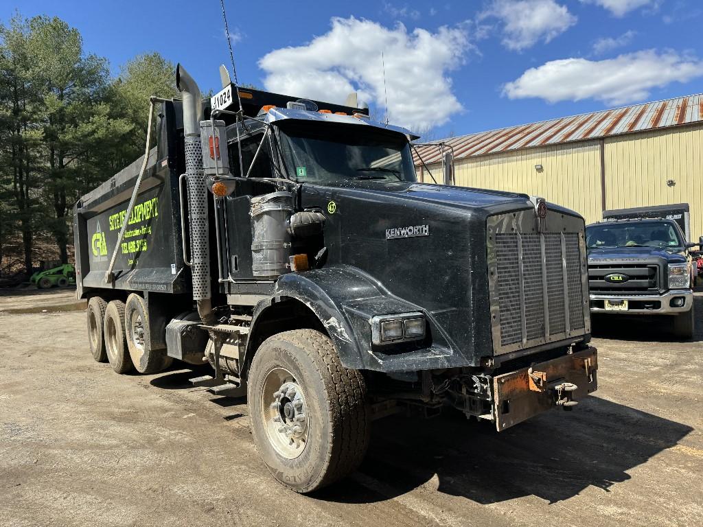 2020 Kenworth T800 Tri-Axle Dump