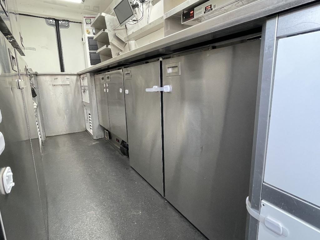 2021 Mercedes-Benz Sprinter 4500 Catering Food Prep Van