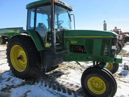 JD 7400, 2 WD, powershift