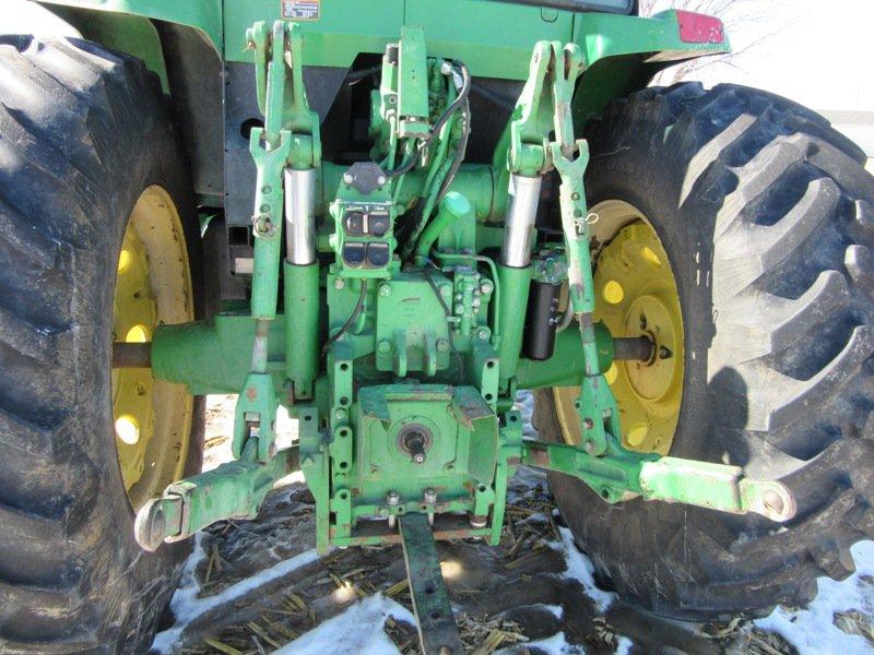 JD 7400, 2 WD, powershift