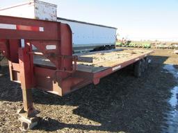 1980 gooseneck flatbed trailer