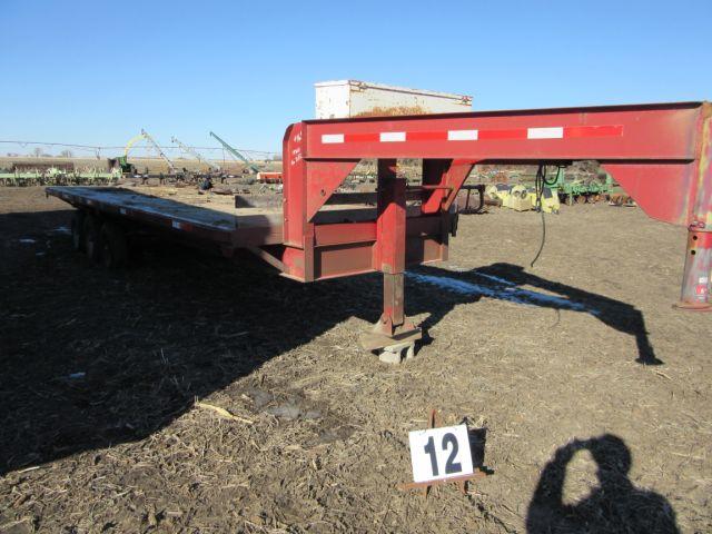 1980 gooseneck flatbed trailer