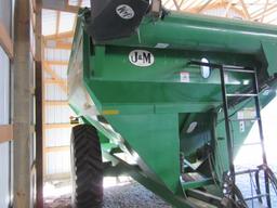 J&M 750 grain cart