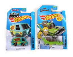 Hot Wheels (4), HW City The Simpsons, Ghostbusters ECTO-1, Star Car Laverne